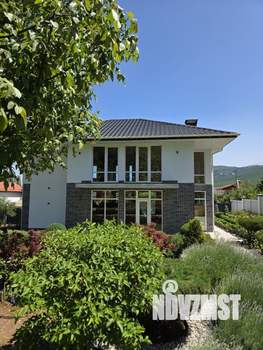 Дом 220м², 2-этажный, участок 11 сот.