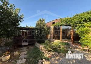 Дом 420м², 3-этажный, участок 9 сот.