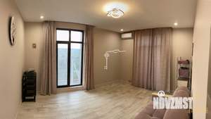 Дом 315м², 3-этажный, участок 10 сот.