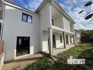 Дом 210м², 2-этажный, участок 5 сот.