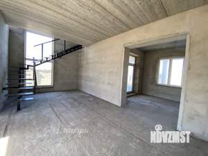 Дом 180м², 2-этажный, участок 4 сот.