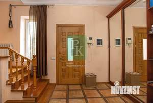 Дом 154м², 2-этажный, участок 3 сот.