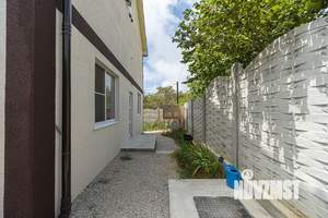 Дом 280м², 2-этажный, участок 4 сот.