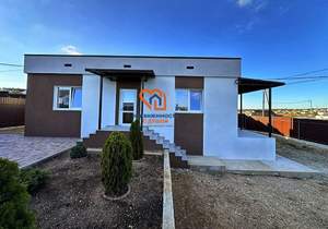 Дом 92м², 1-этажный, участок 4 сот.