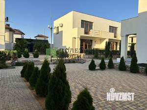 Коттедж 203м², 2-этажный, участок 15 сот.