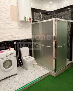 Дом 450м², 3-этажный, участок 6 сот.