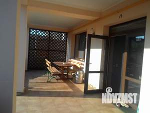 Дом 330м², 2-этажный, участок 6 сот.