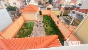 Дом 300м², 3-этажный, участок 8 сот.