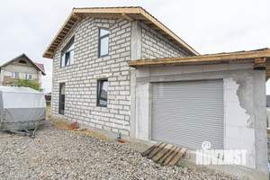 Дом 141м², 2-этажный, участок 6 сот.