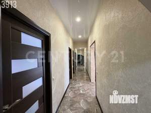 Дом 182м², 2-этажный, участок 8 сот.