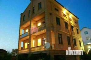 Дом 448м², 3-этажный, участок 6 сот.