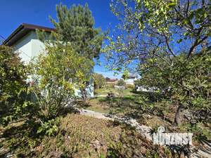 Дом 96м², 2-этажный, участок 6 сот.