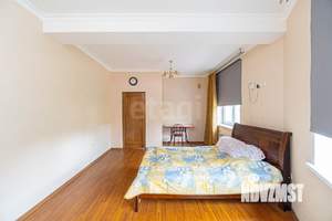 Дом 200м², 2-этажный, участок 15 сот.