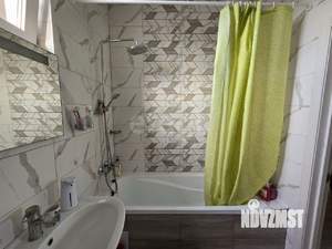 Дом 80м², 2-этажный, участок 4 сот.