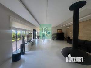 Дом 500м², 2-этажный, участок 10 сот.