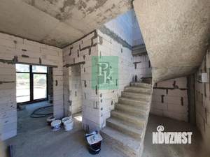 Дом 141м², 2-этажный, участок 4 сот.