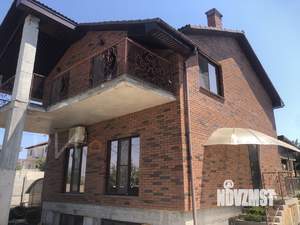 Коттедж 180м², 2-этажный, участок 9 сот.