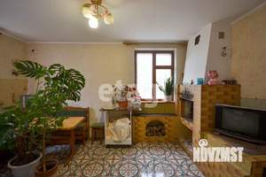 Дом 275м², 3-этажный, участок 9 сот.