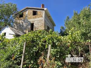 Дом 200м², 3-этажный, участок 9 сот.