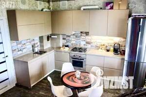 Дом 100м², 2-этажный, участок 6 сот.