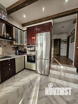 Дом 180м², 2-этажный, участок 4 сот.