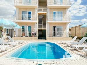 Коттедж 202м², 3-этажный, участок 7 сот.