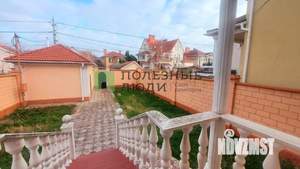 Дом 300м², 3-этажный, участок 8 сот.