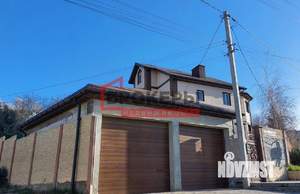 Дом 206м², 2-этажный, участок 10 сот.