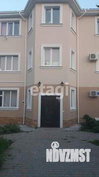 Дом 275м², 3-этажный, участок 9 сот.