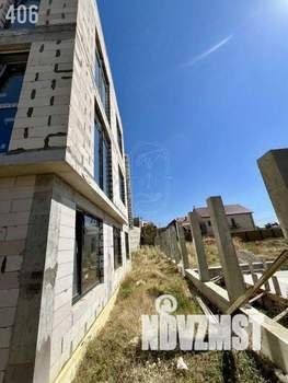 Дом 330м², 3-этажный, участок 6 сот.