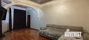 Дом 400м², 3-этажный, участок 9 сот.