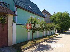 Дом 250м², 3-этажный, участок 10 сот.