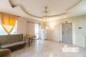 Дом 288м², 2-этажный, участок 5 сот.