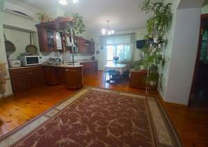 Дом 199м², 2-этажный, участок 6 сот.