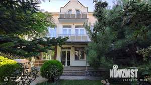 Дом 412м², 3-этажный, участок 4 сот.