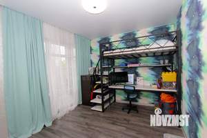 Дом 256м², 3-этажный, участок 6 сот.