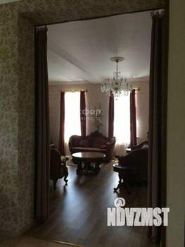 Дом 635м², 3-этажный, участок 25 сот.