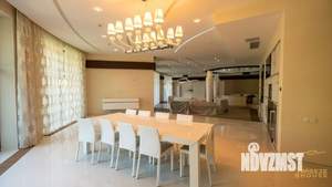 Дом 1911м², 4-этажный, участок 36 сот.