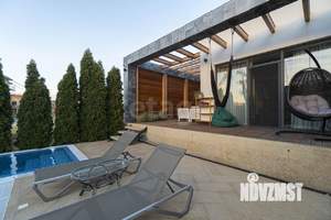 Дом 247м², 2-этажный, участок 5 сот.