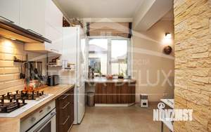 Дом 330м², 2-этажный, участок 8 сот.