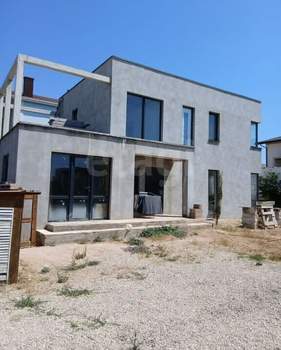 Дом 195м², 2-этажный, участок 6 сот.