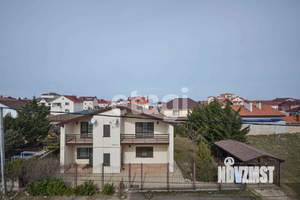 Таунхаус 135м², 3-этажный, участок 3 сот.