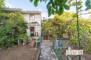 Дом 113м², 2-этажный, участок 4 сот.