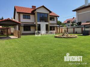 Дом 200м², 2-этажный, участок 8 сот.