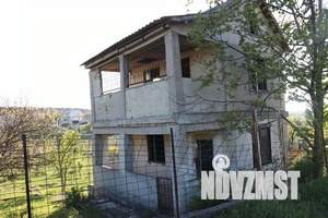 Дом 50м², 2-этажный, участок 4 сот.