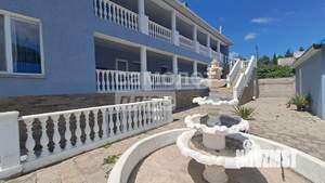 Дом 534м², 3-этажный, участок 10 сот.