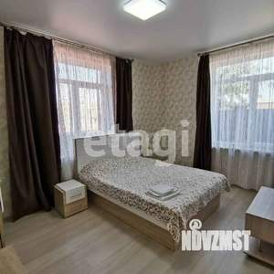 Дом 448м², 3-этажный, участок 7 сот.