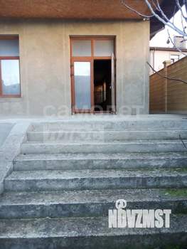 Коттедж 350м², 2-этажный, участок 20 сот.