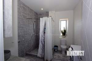 Дом 256м², 3-этажный, участок 6 сот.