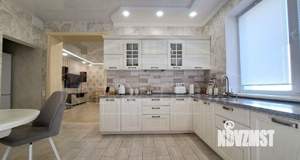 Дом 196м², 2-этажный, участок 6 сот.